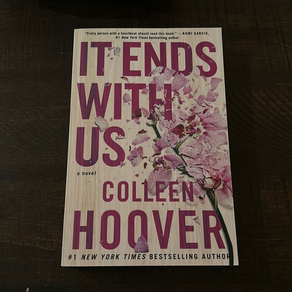 It Ends With Us by Colleen Hoover